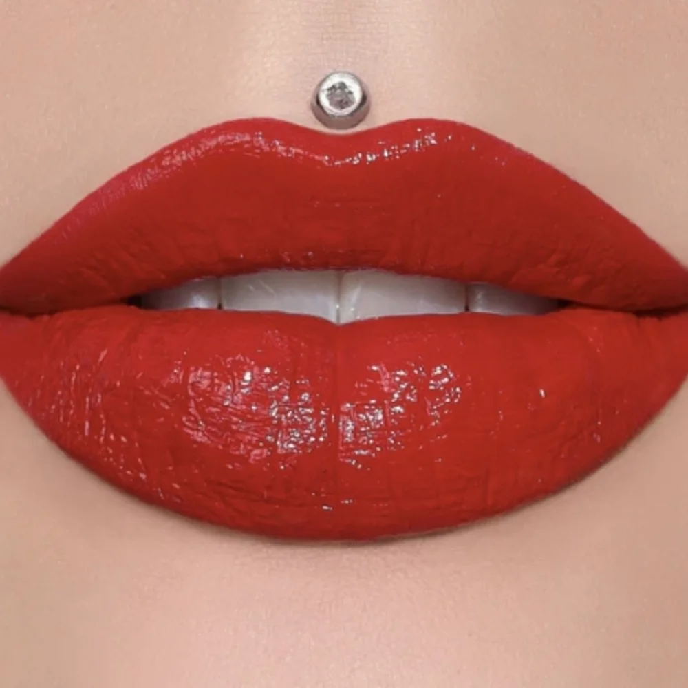 Jeffree Star Supreme Gloss Red Affair